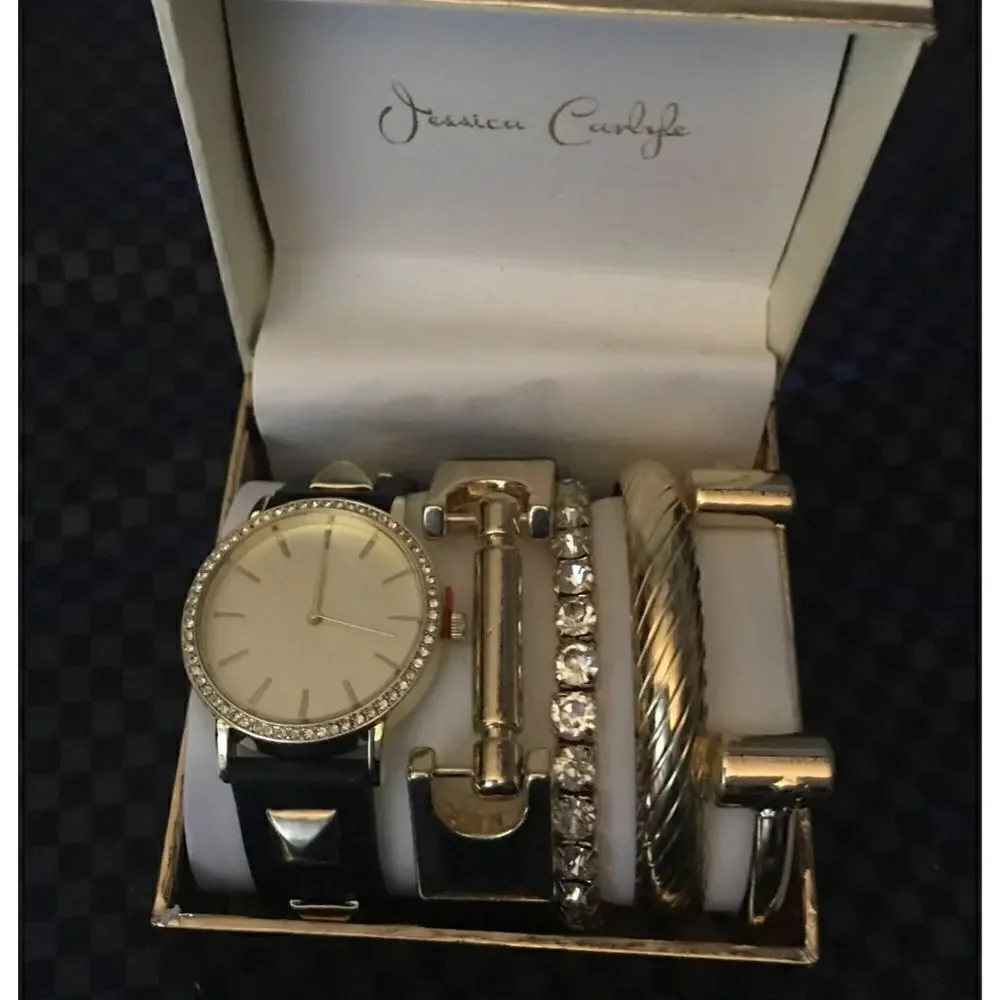 BNIB~Trendy Women's Black Studded Strap Watch & Bracelets Boxed Gift Set